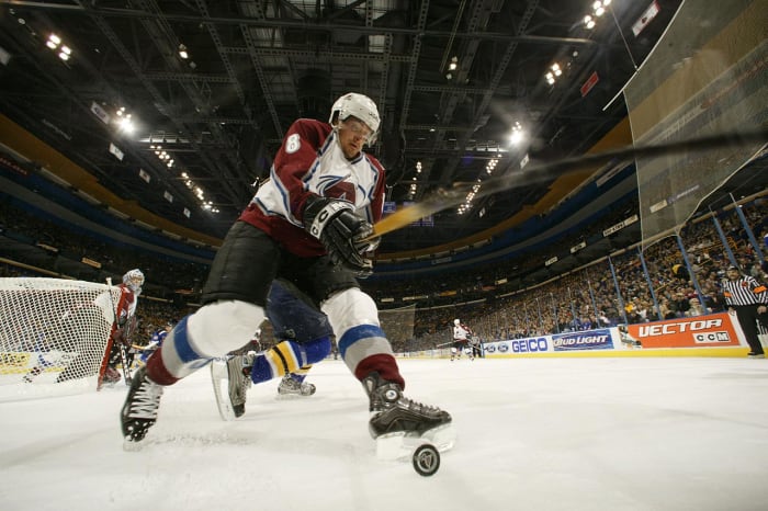 2003-Teemu-Selanne-62AT4638.jpg